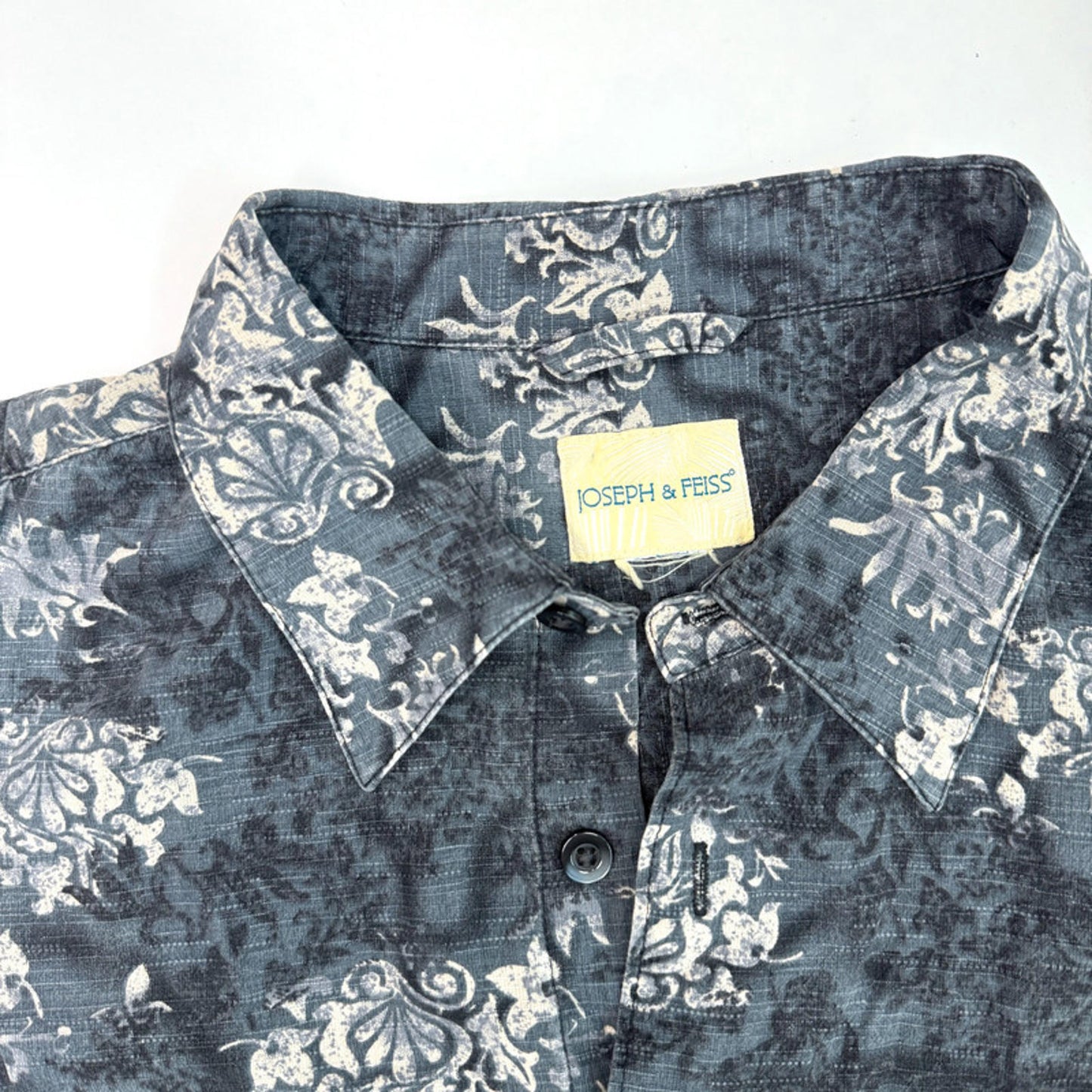 Joseph & Feiss grey-blue floral sleeveless shirt