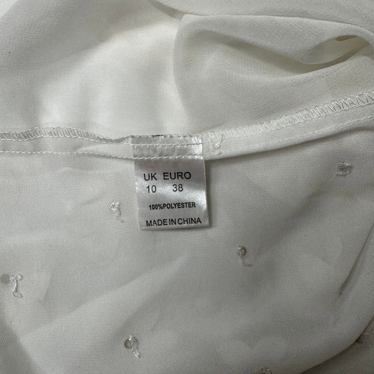 Madame Rage white 3D flower cropped tshirt with back zip, S-M