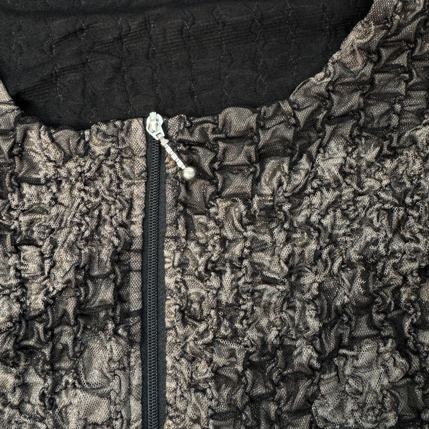 Tia brown round neck crinkle blazer, M