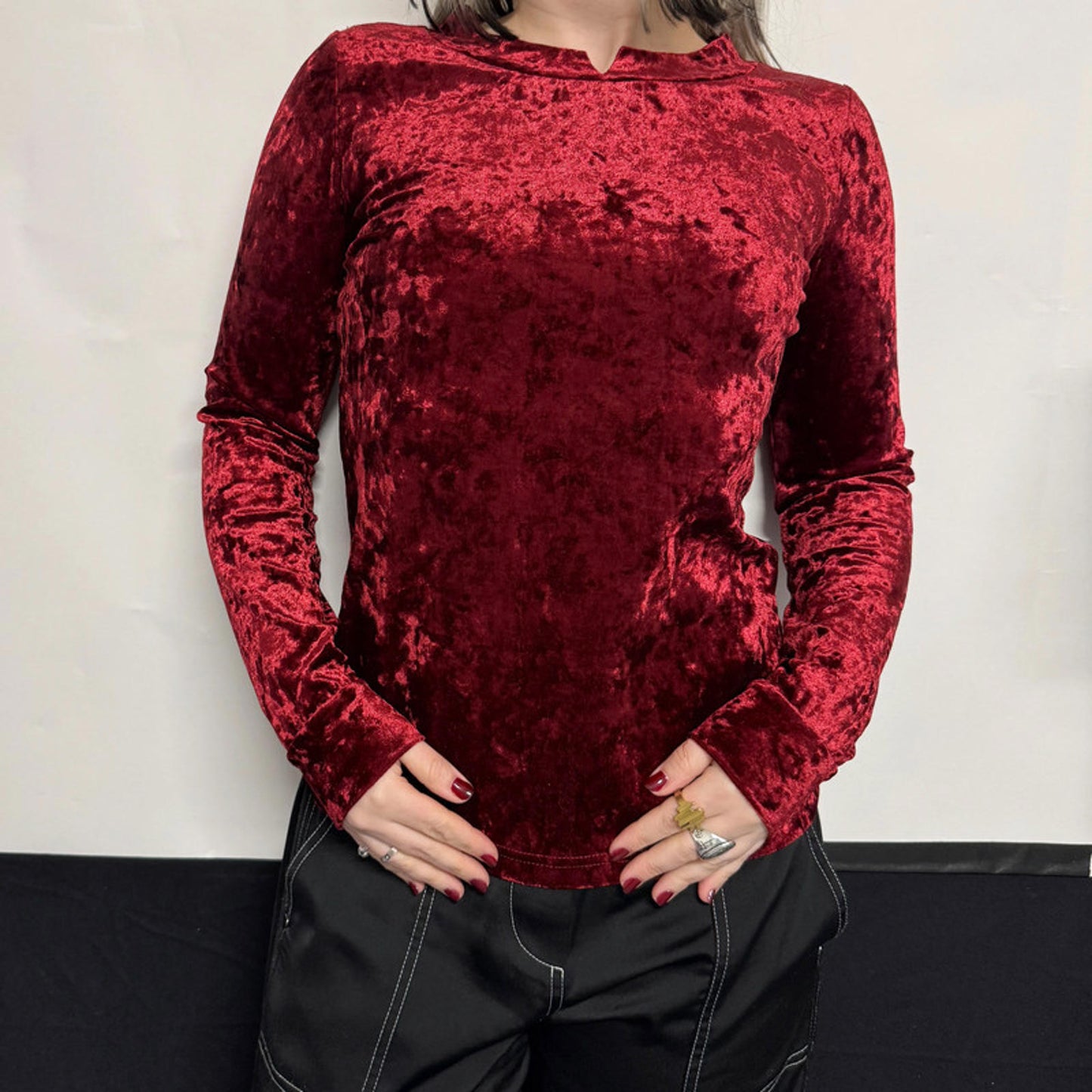 Vovk red velvet long-sleeved top