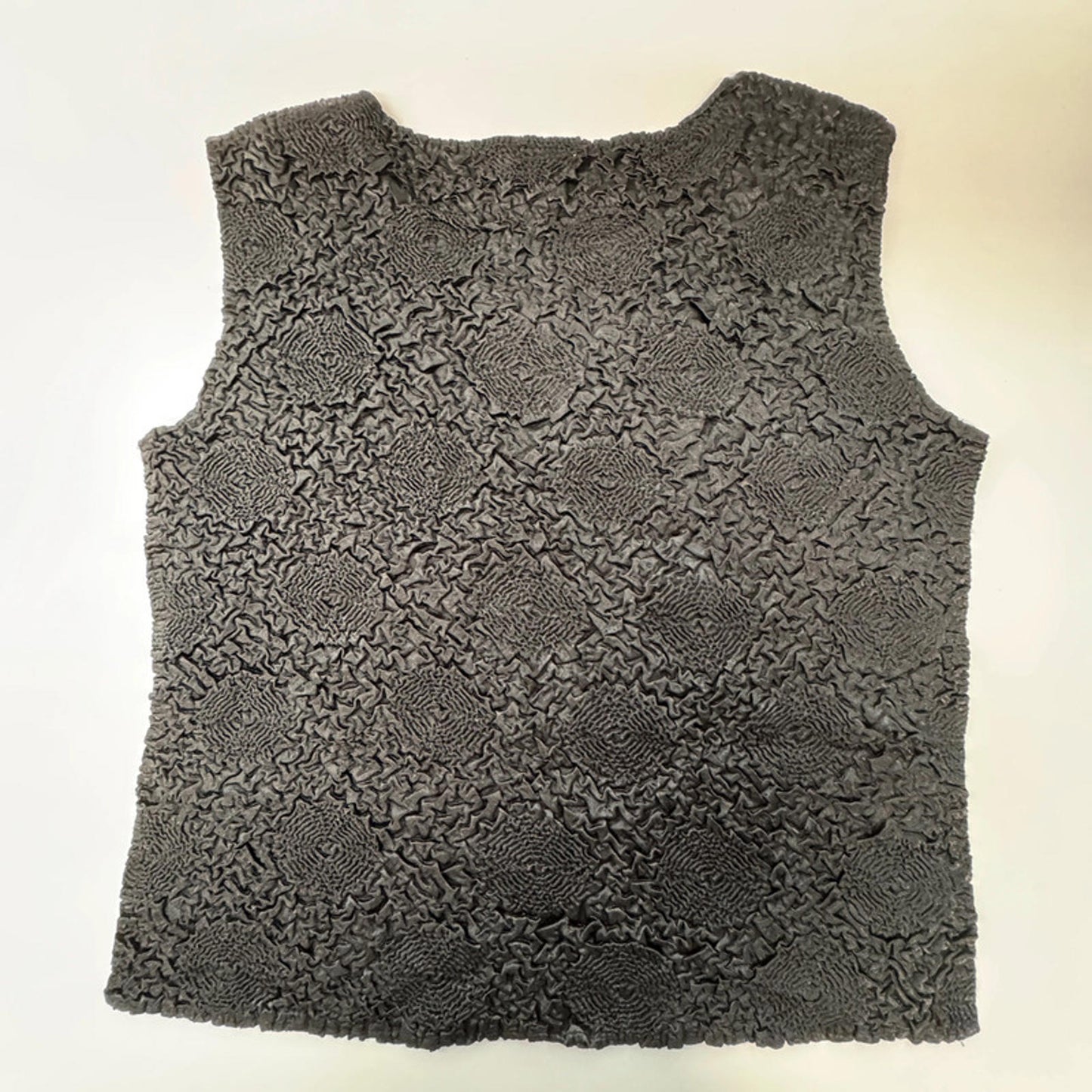 Rafael vintage black crinkle top, L