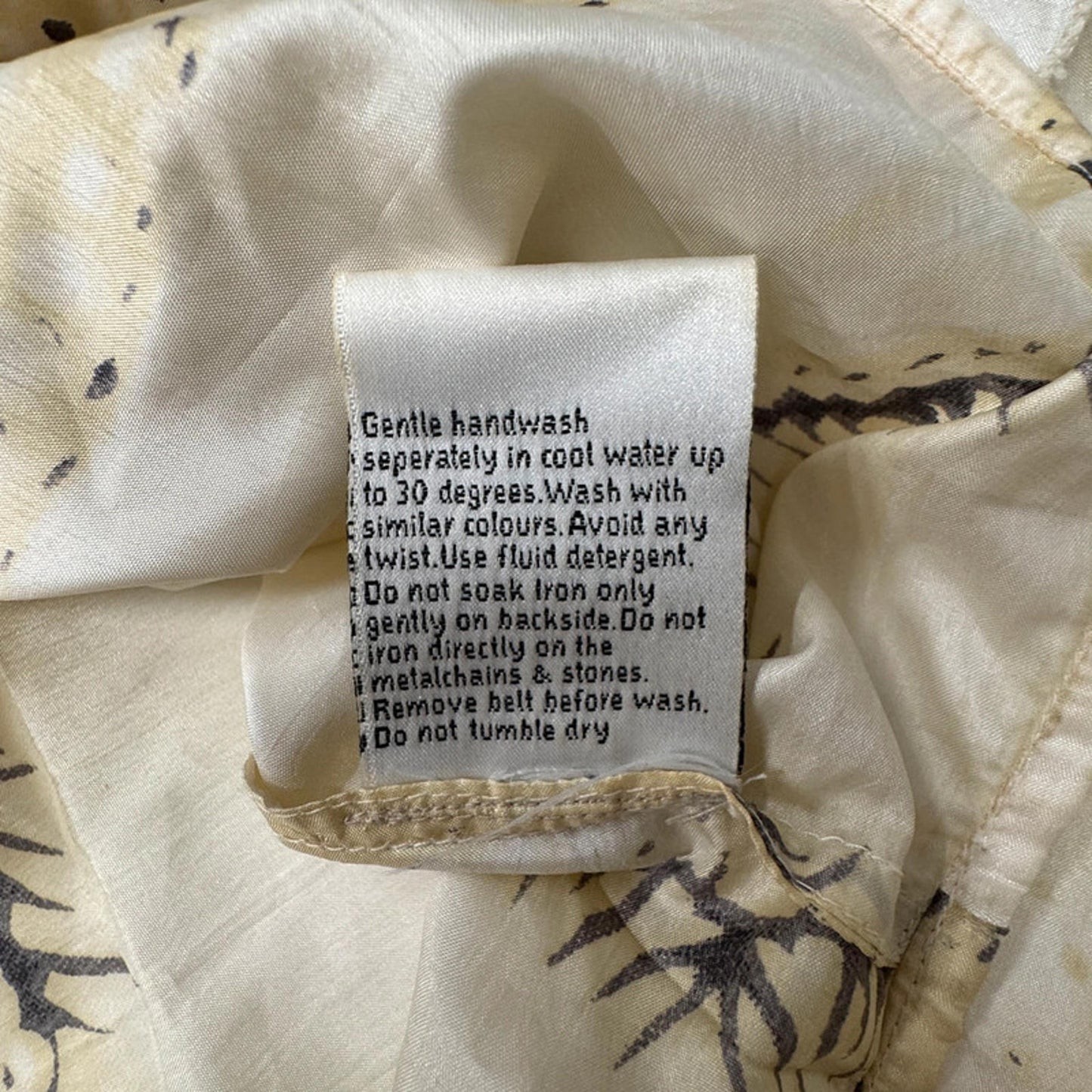 Munthe plus Simonsen angel sleeves pale cream and white top