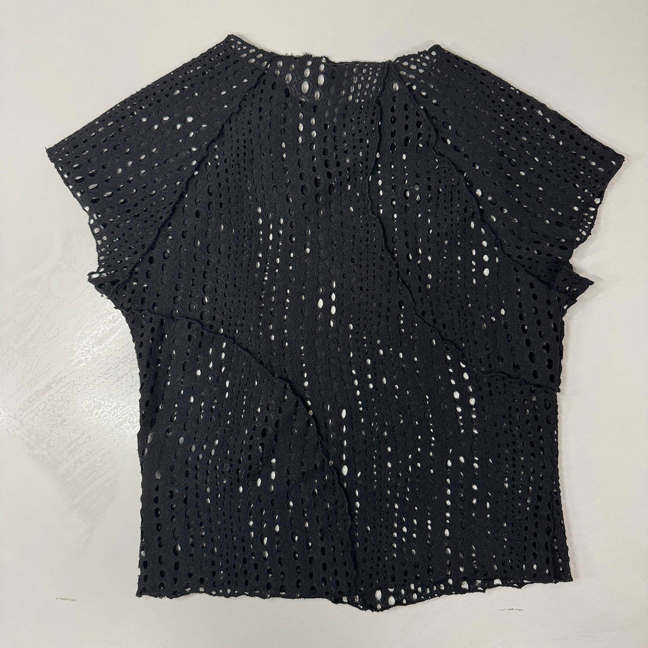 H&M cropped fitted hole tshirt XS