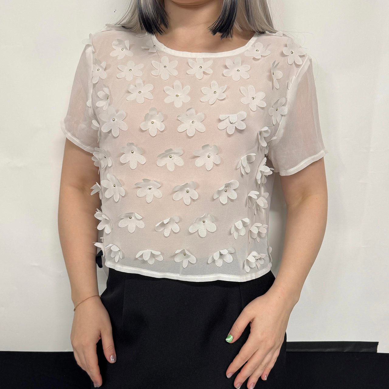 Madame Rage white 3D flower cropped tshirt with back zip, S-M