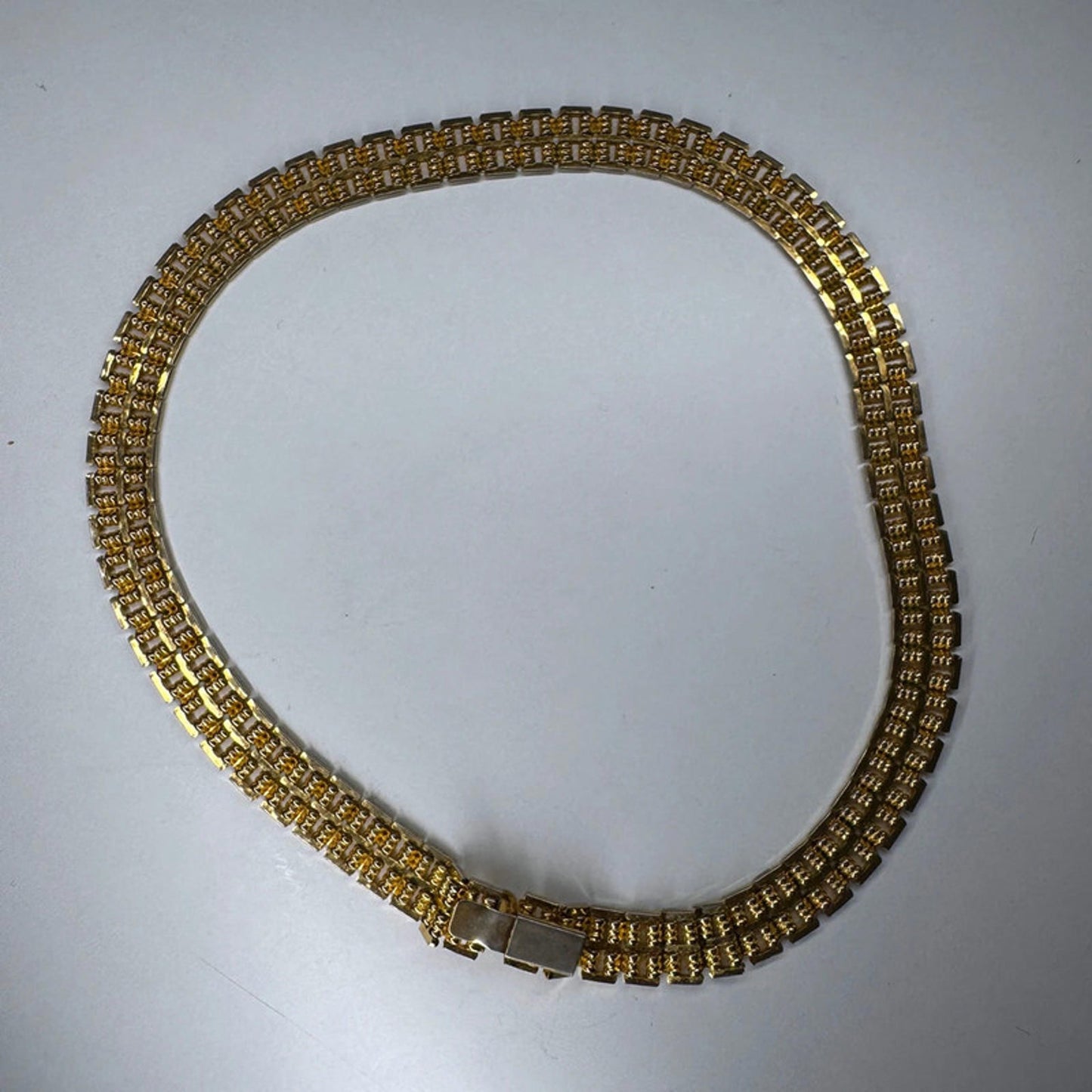 Vintage wide choker-style golden necklace