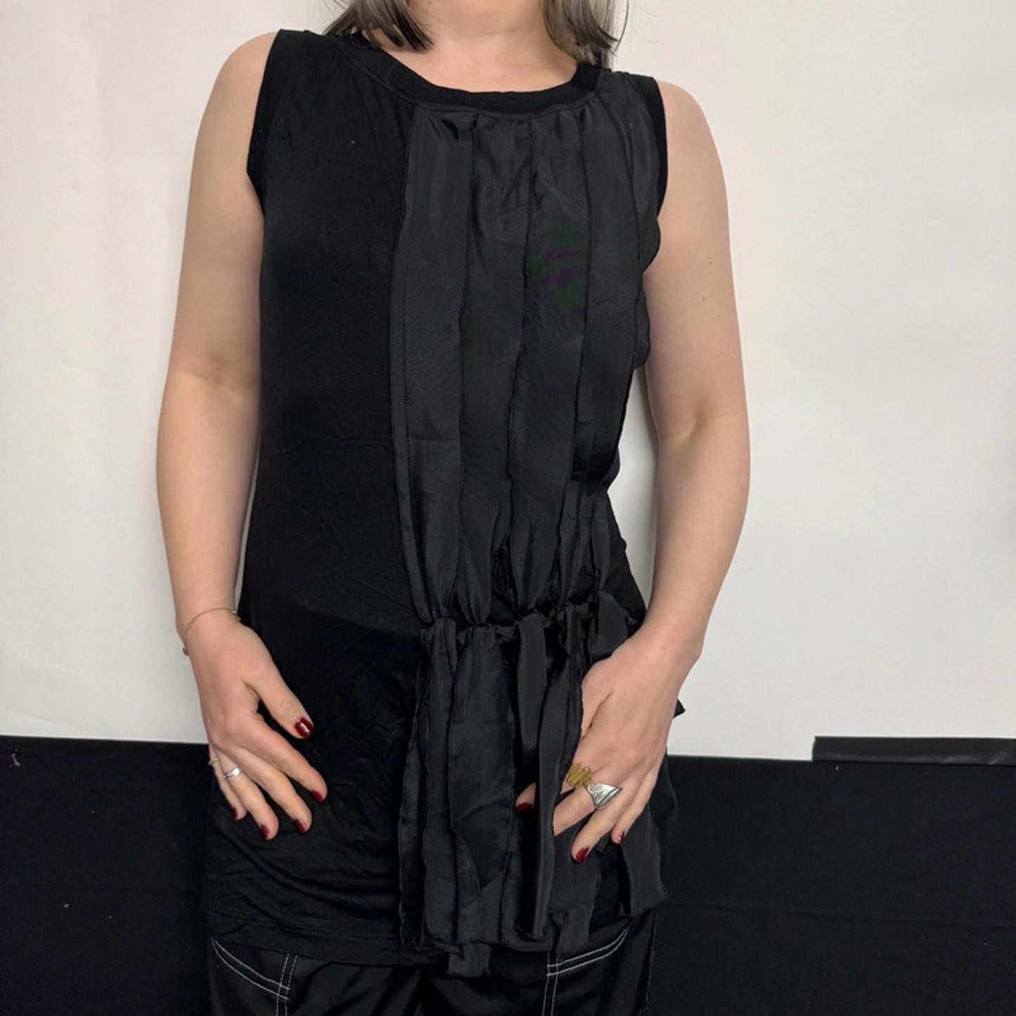 BCBGMaxazria black sleeveless round neck top