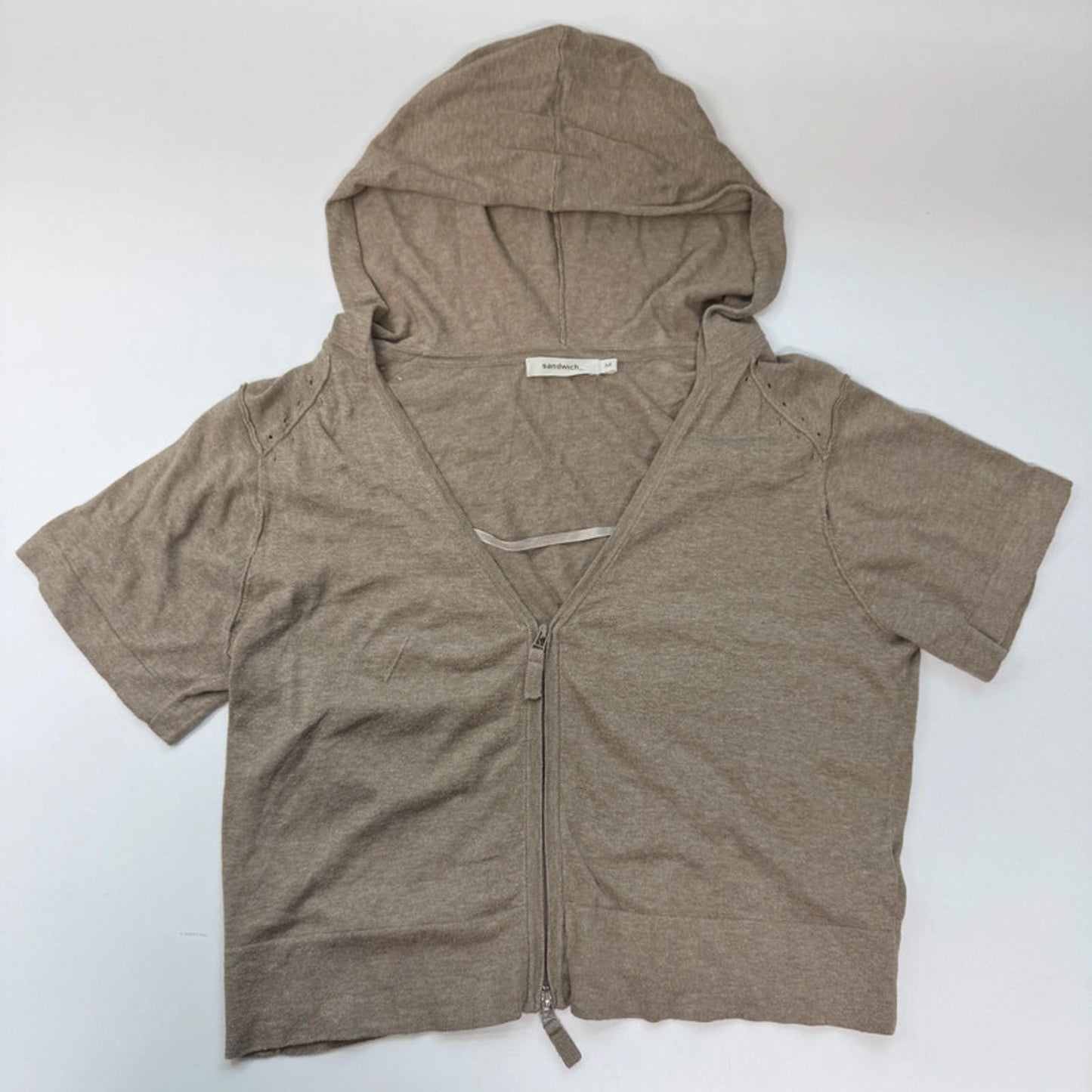 Sandwich cropped hooded cardigan with a zip